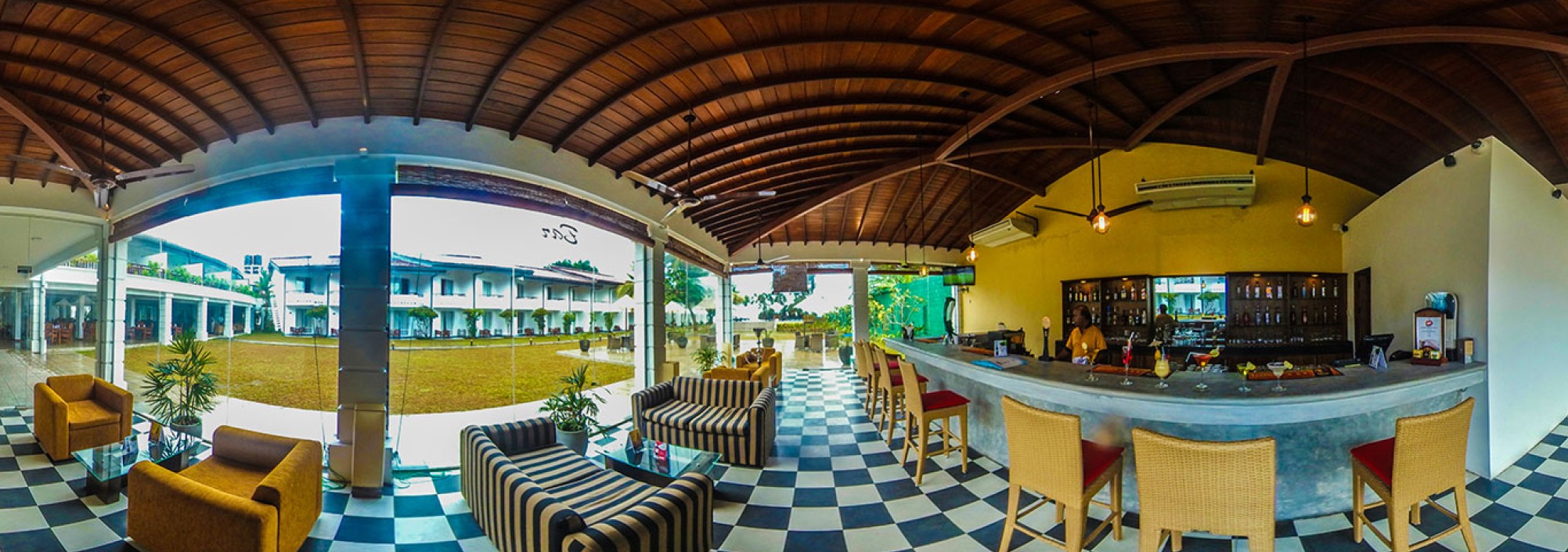 bar-hibiscus-beach-hotel