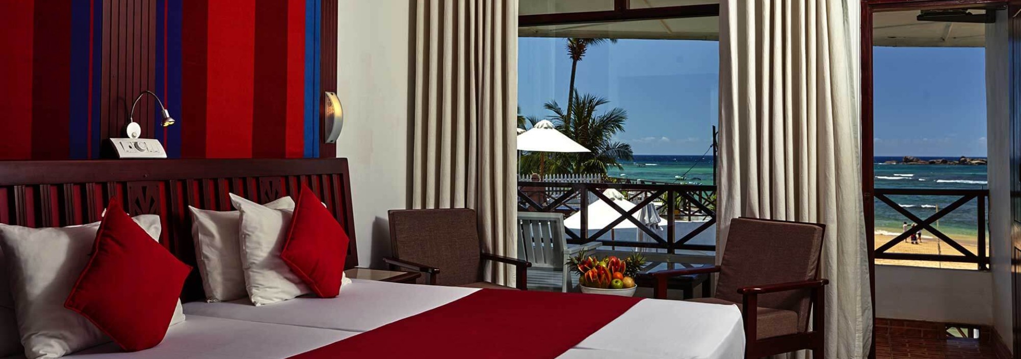 deluxe-coral-sands-hikkaduwa