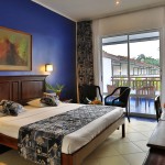 deluxe-room-hibiscus-beach-hotel