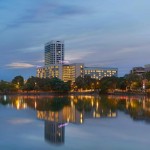exterior-lake-avond-cinnamon-grand-colombo-srilankatravel
