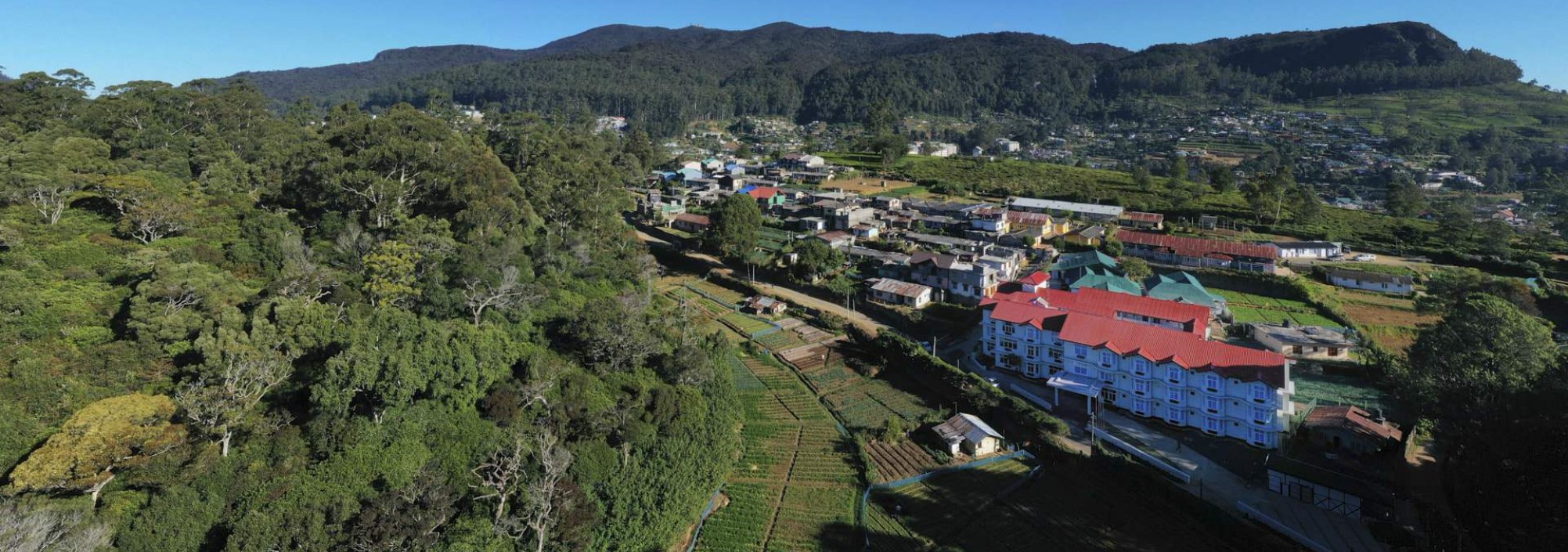 galway-heights-hotel-nuwara-eliya-srilanka-travel