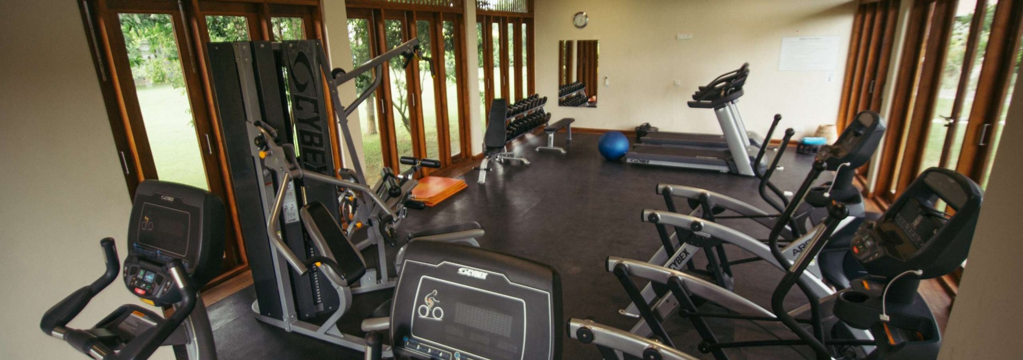 gym-anantaya-passikudah-srilankatravel