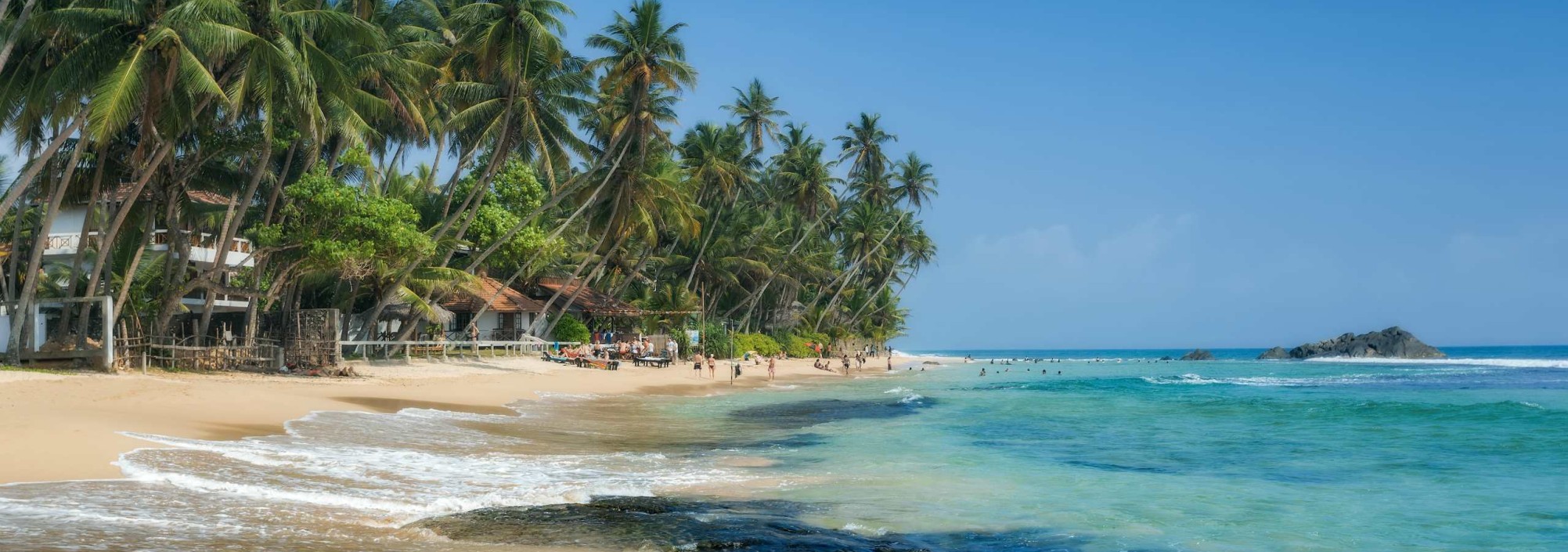 hikkaduwa-beach-srilanka