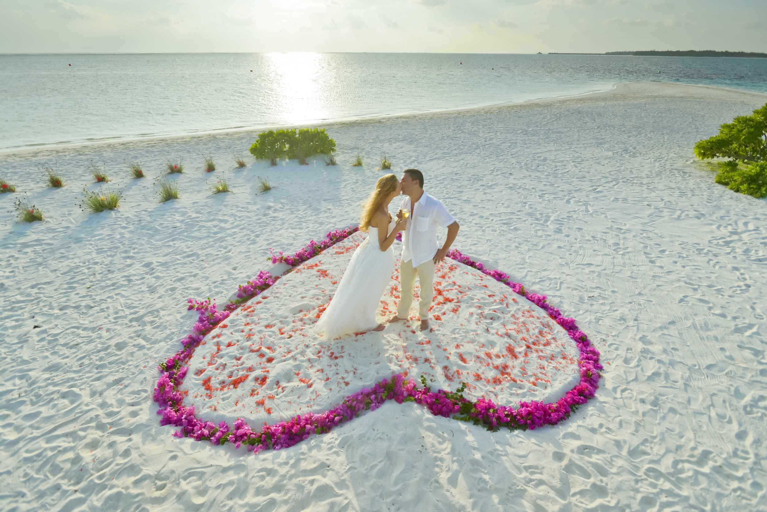 honeymoon-holiday-island-resort-malediven-srilanka-travel