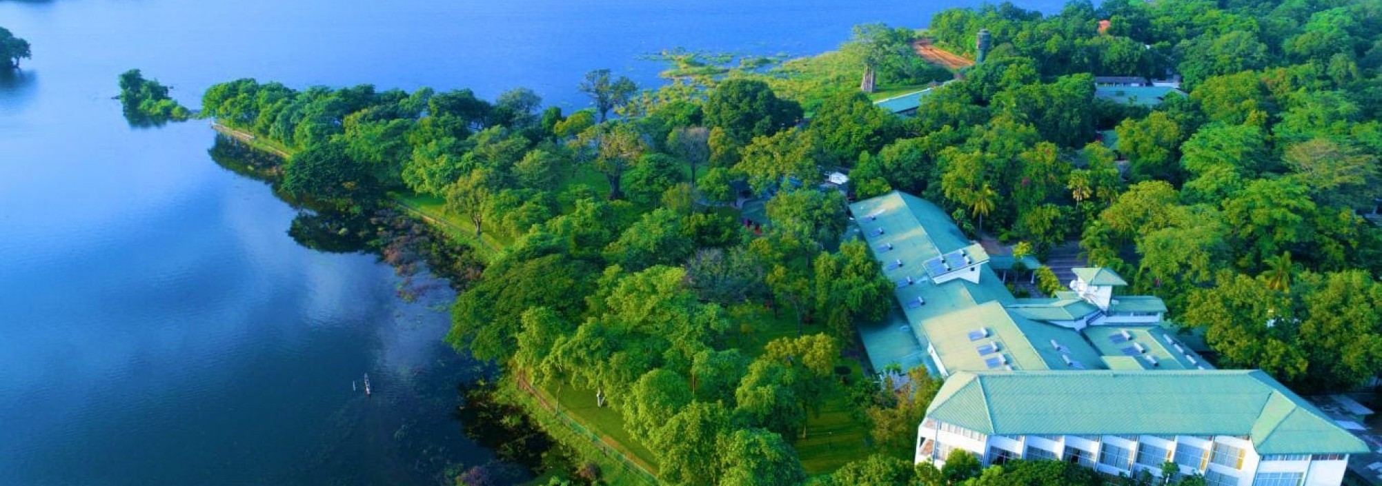 hotel-sudu-araliya-srilanka