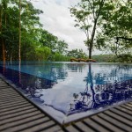 lake-serenity-srilanka-pool