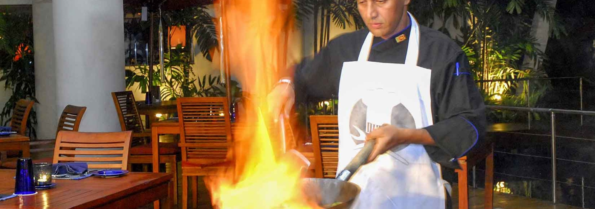 live-cooking-eden-resort-spa-beruwela-srilankatrevl