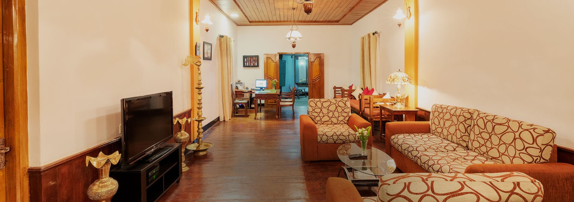 lobby-avian-breeze-srilanka