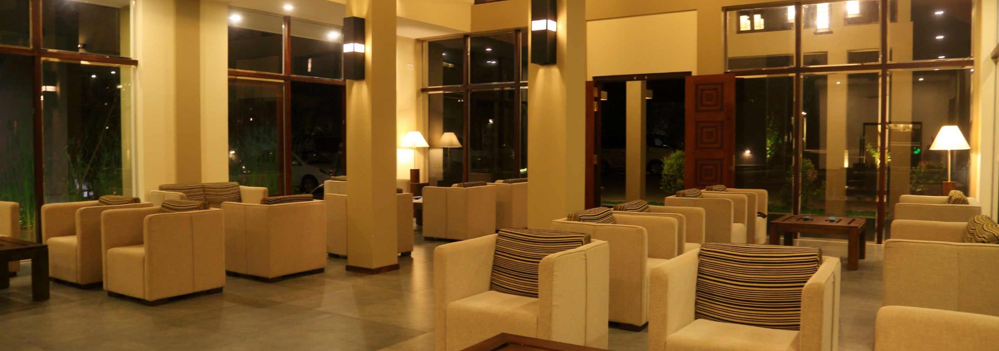 lobby-chaarya-resort-chandrika-srilankatravel