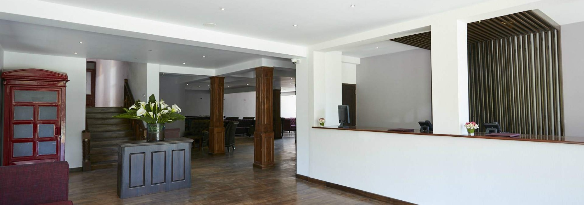 lobby-galway-heights-hotel-srilanka