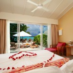 ocean-front-beach-villa-centara-ras-fushi-malediven