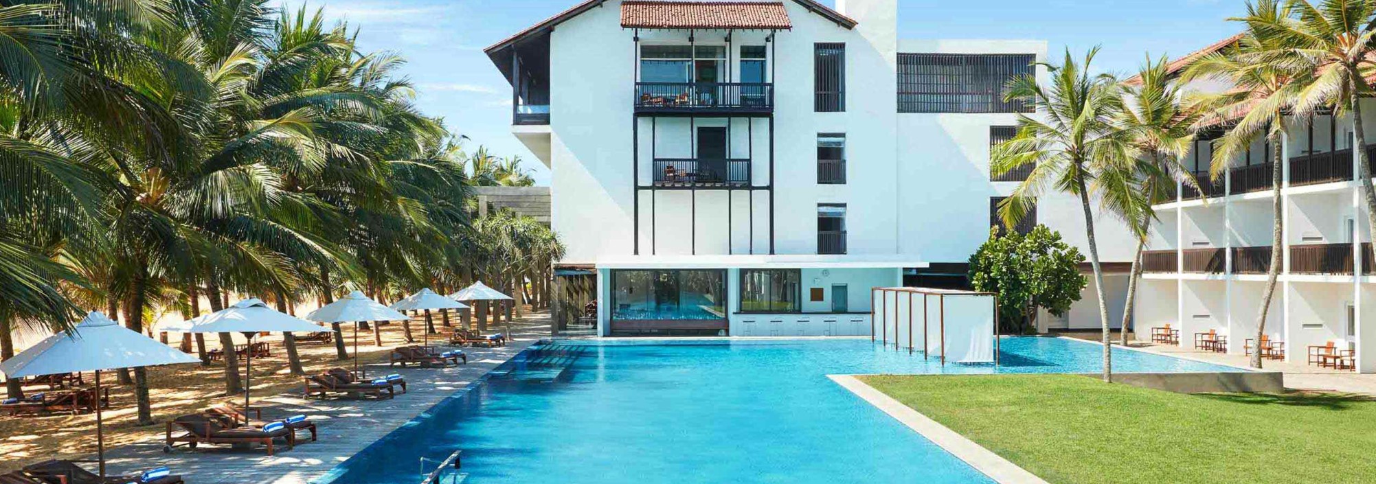 pool-jetwing-blue-negombo-srilankatravel