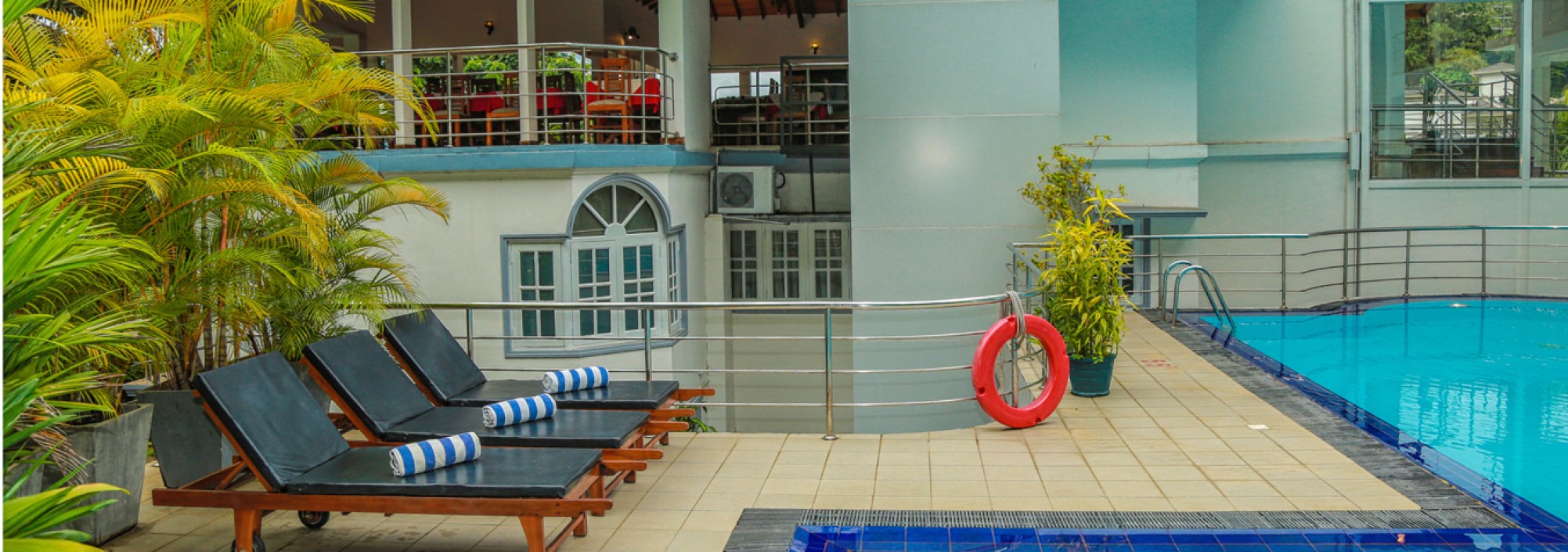 pool-senani-hotel-kandy
