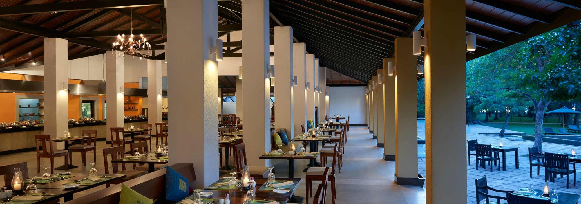 restaurant-habarana-village-cinnamon-srilankatravel