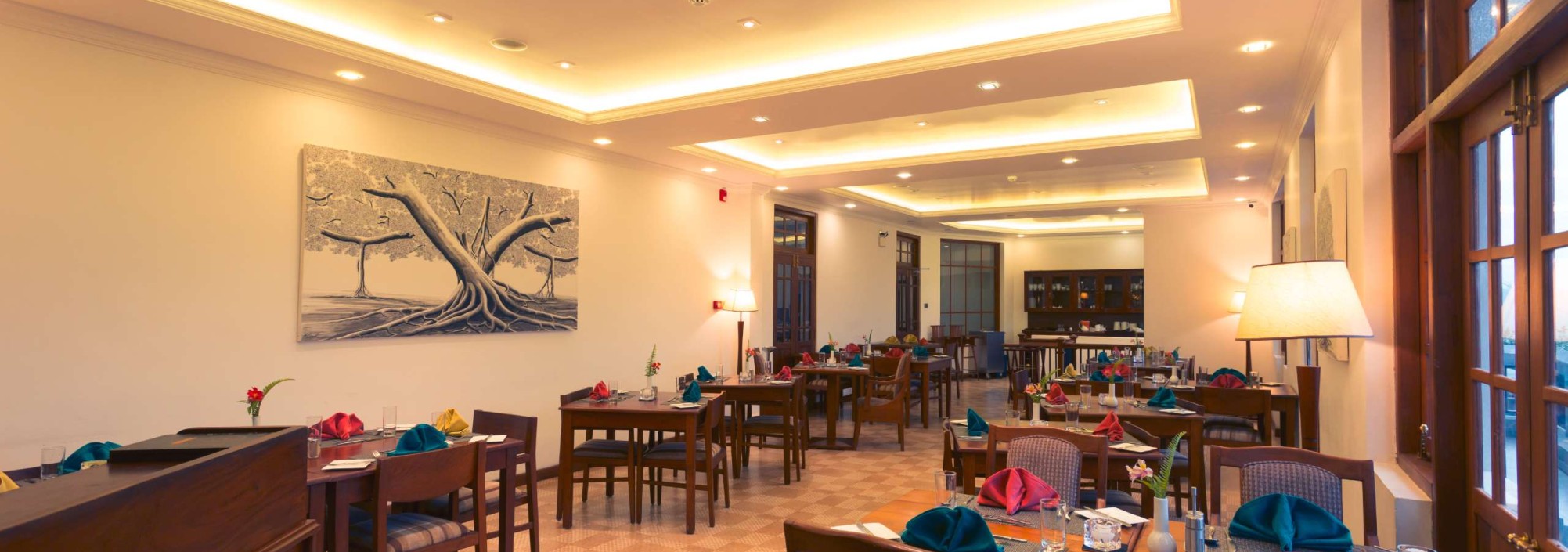 restaurant-hotel-heaven-seven-nuwara-eliya-srilanka-travel