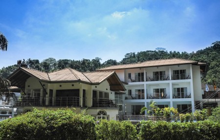 Senani Hotel 