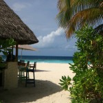 strand-bar-eriyadu-island-resort
