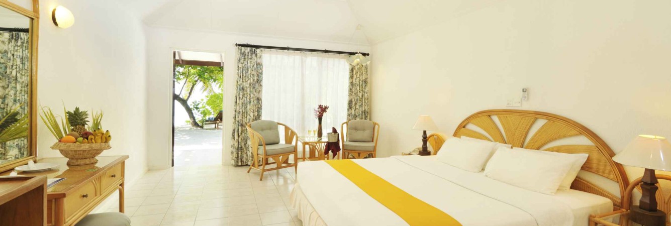 superior-beach-bungalow-holiday-island-resort-srilankatravel