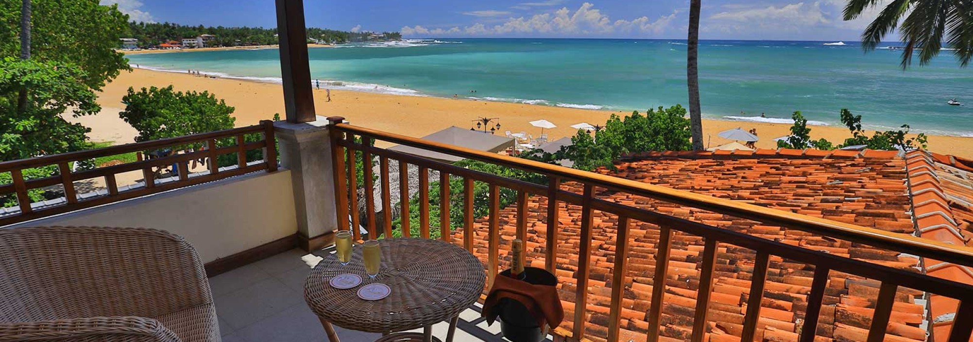 thaproban-beach-house-uitzicht-unawatuna