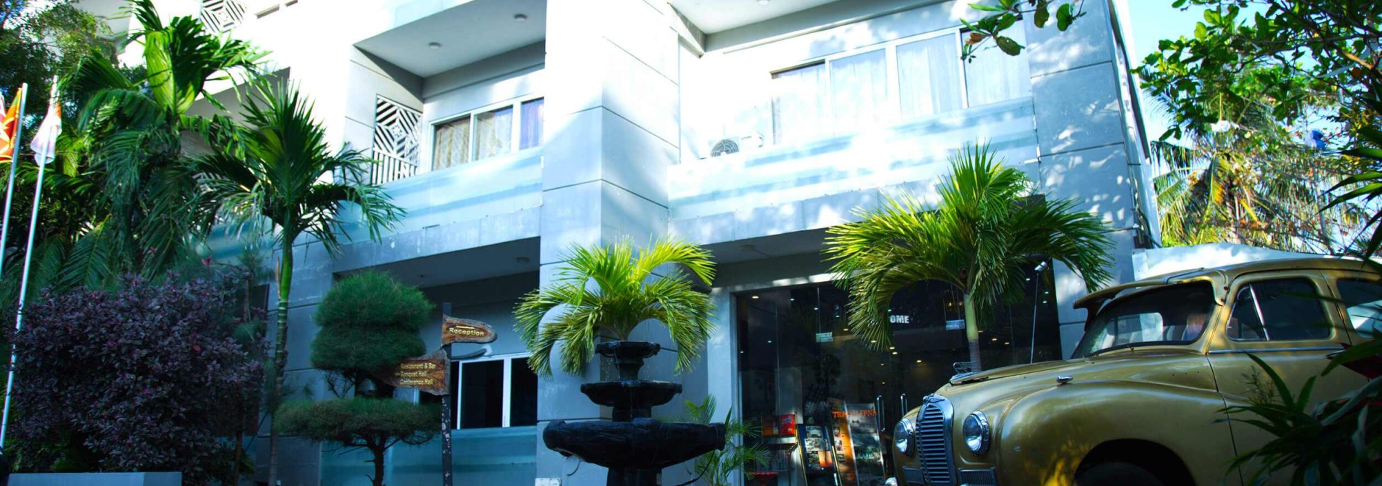 tilko-jaffna-city-hotel-buiten-srilanka