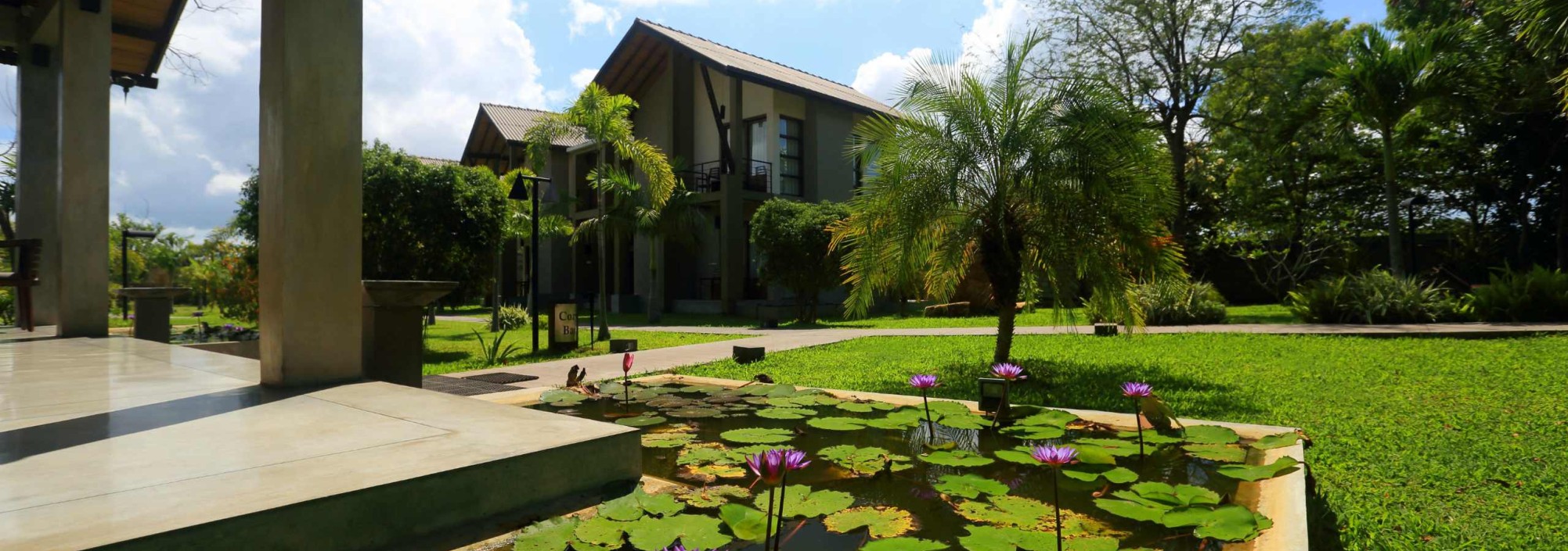 tuin-chaarya-resort-chandrika-srilankatravel