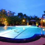 zwembad-chaarya-resort-chandrika