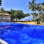 zwembad-hibiscus-beach-hotel