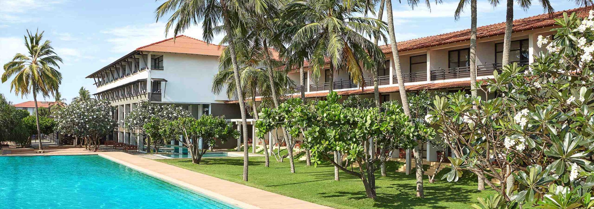 zwembad-jetwing-beach-negombo-srilankatravel