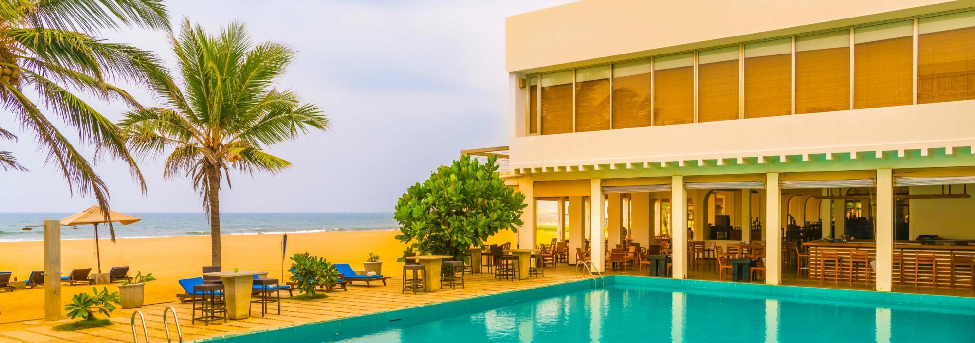 zwembad-jetwing-sea-negombo-srilankatravel